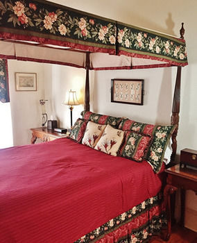 Inn At The Canal Bed & Breakfast Chesapeake City Экстерьер фото
