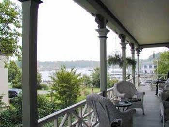 Inn At The Canal Bed & Breakfast Chesapeake City Экстерьер фото